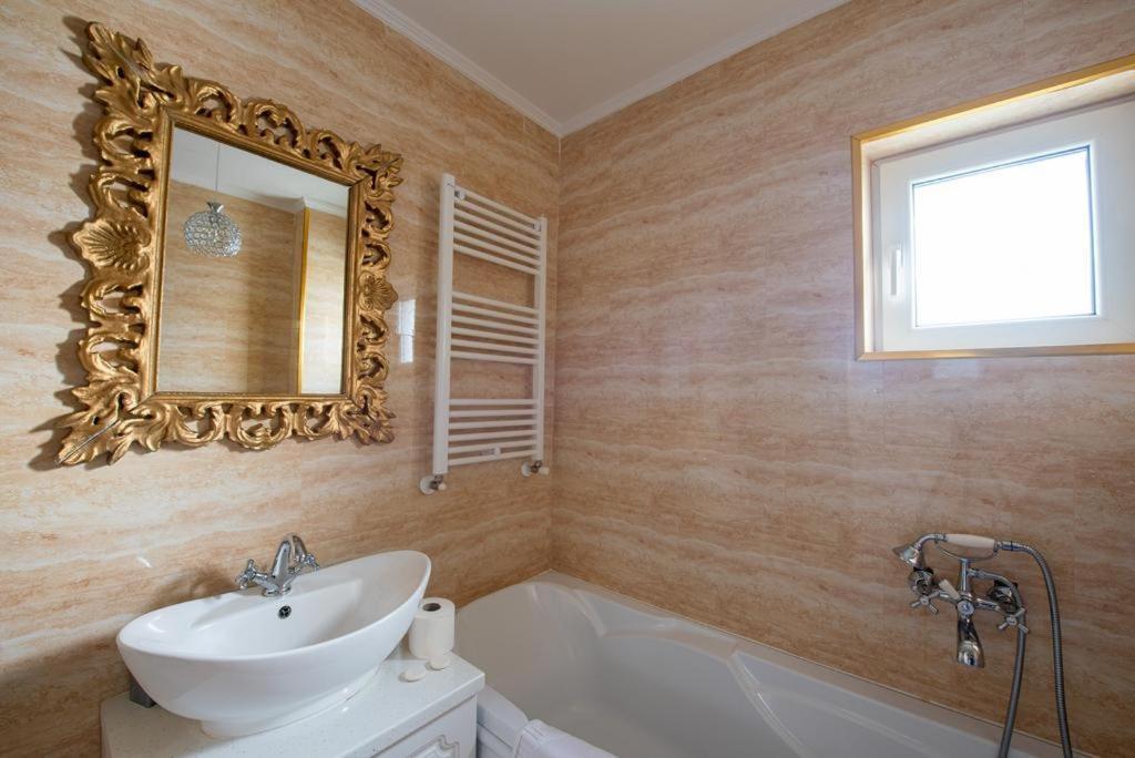 Rania Apartments Kluž Exteriér fotografie